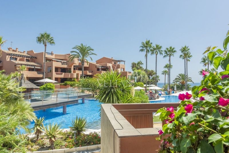 Piso en venta Estepona, Málaga. Ref: 2042. Velian Group