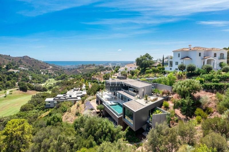 Chalet Independiente en venta Benahavis, Málaga. Ref: 2071. Velian Group