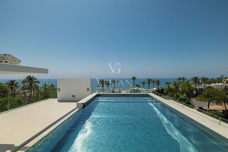 Chalet Independiente en venta Marbella, Málaga. Ref: 2134. Velian Group