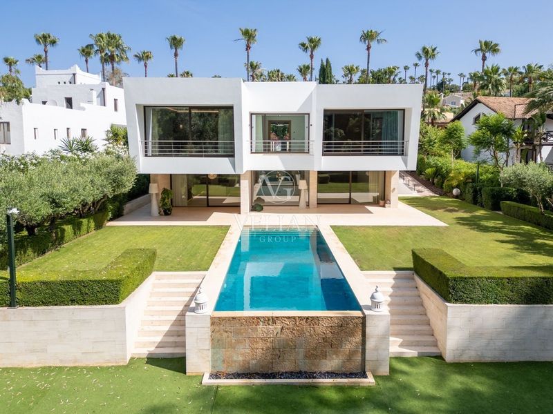 Chalet Independiente en venta Sotogrande, Cádiz. Ref: 2140. Velian Group