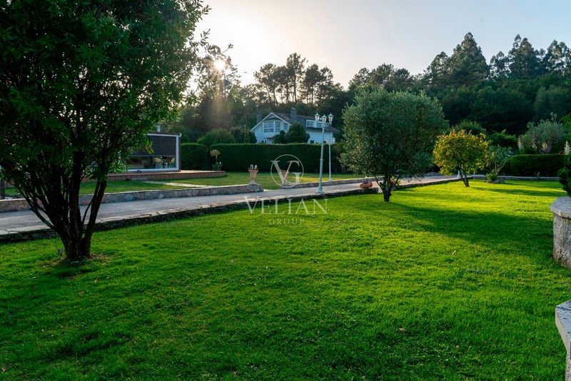 Chalet Independiente en venta Betanzos, A Coruña. Ref: 2231. Velian Group