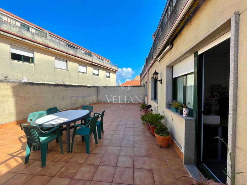 Piso en venta Ribeira, A Coruña. Ref: 2254. Velian Group