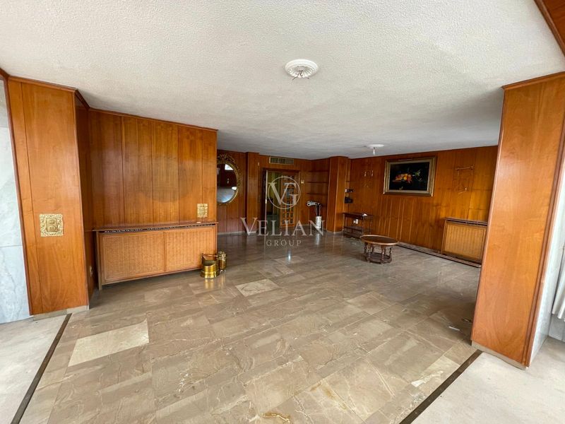 Piso en venta Granada. Ref: 2314. Velian Group