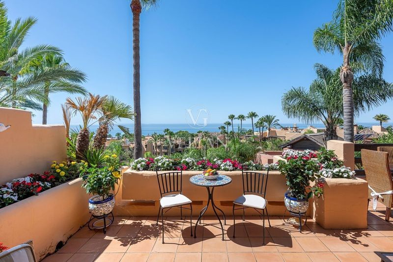 Ático en venta Marbella, Málaga. Ref: 2334. Velian Group