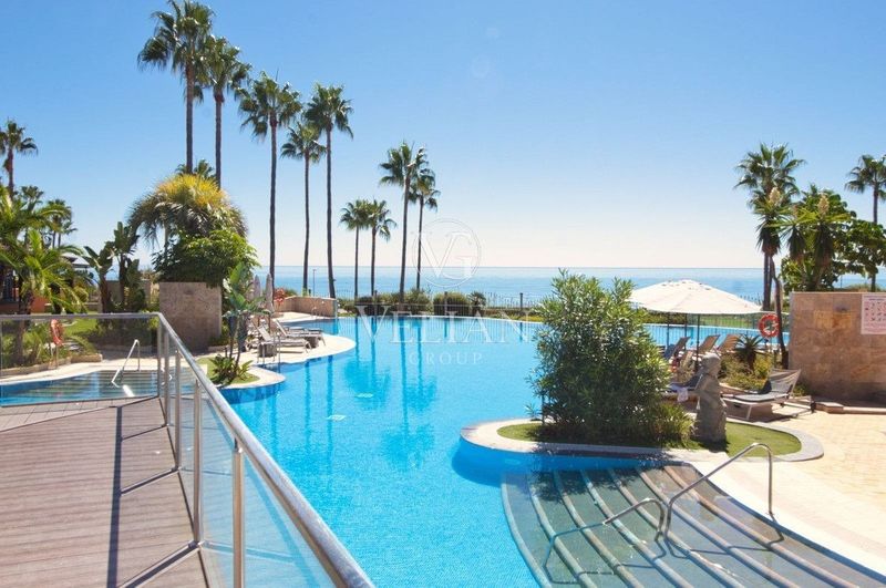 Piso en venta Estepona, Málaga. Ref: 2345. Velian Group