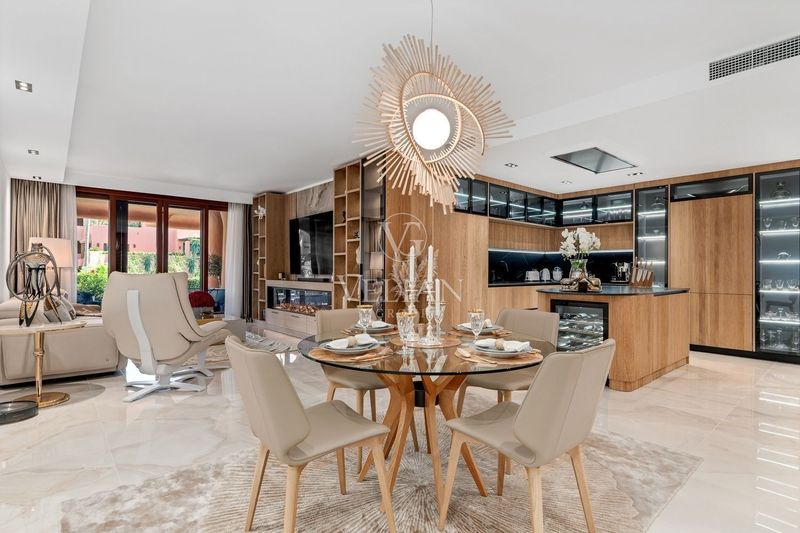 Piso en venta Estepona, Málaga. Ref: 2494. Velian Group