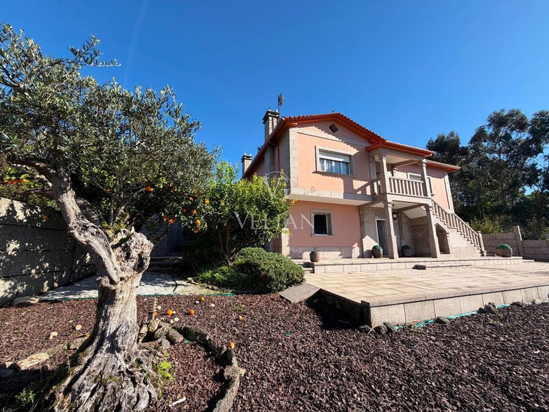 Chalet Independiente en venta Pontecesures, Pontevedra. Ref: 2526. Velian Group