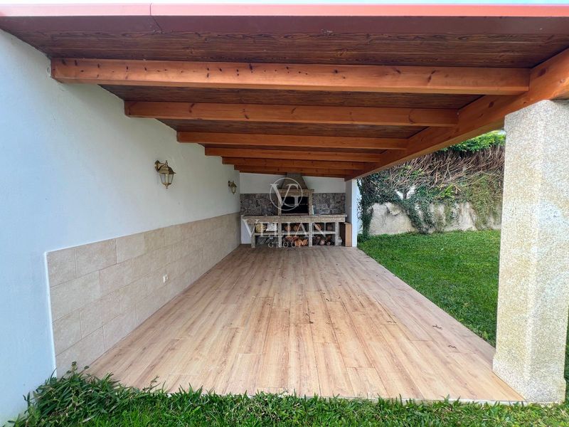 Chalet Independiente en venta Tomiño, Pontevedra. Ref: 2550. Velian Group