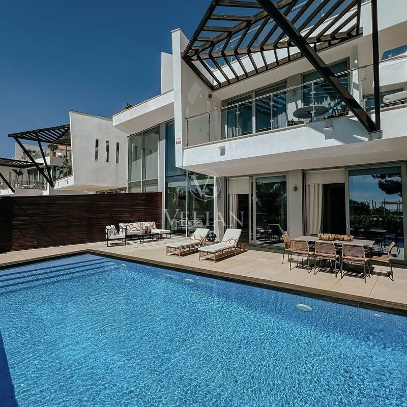 Chalet Independiente en venta Marbella, Málaga. Ref: 2574. Velian Group