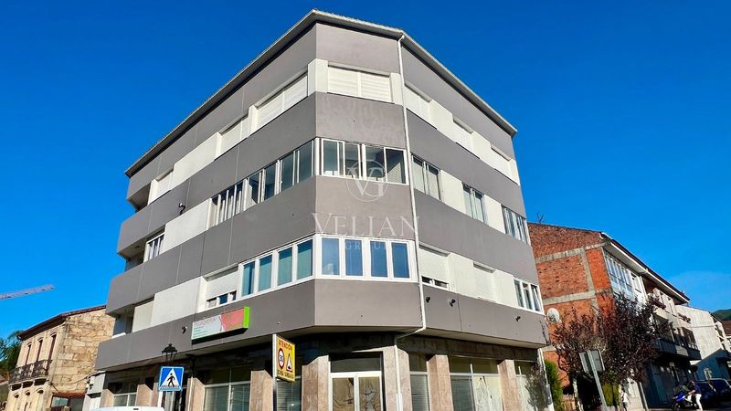 Piso en venta Cuntis, Pontevedra. Ref: 2661. Velian Group
