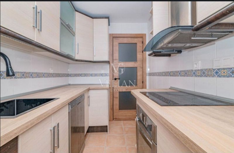 Piso en venta Churriana De La Vega, Granada. Ref: 2664. Velian Group