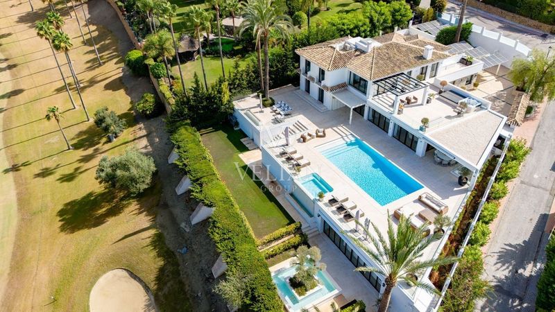 Chalet Independiente en venta Marbella, Málaga. Ref: 2703. Velian Group