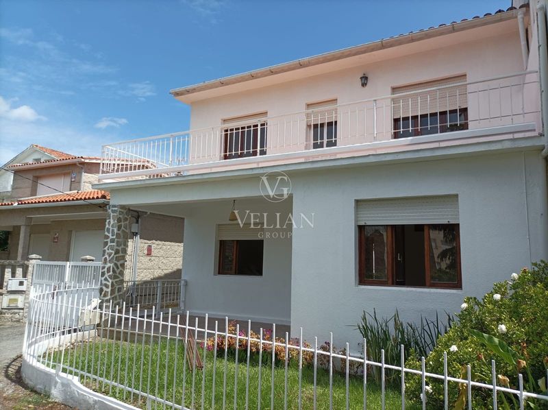 Pareado en venta Sanxenxo, Pontevedra. Ref: 2732. Velian Group