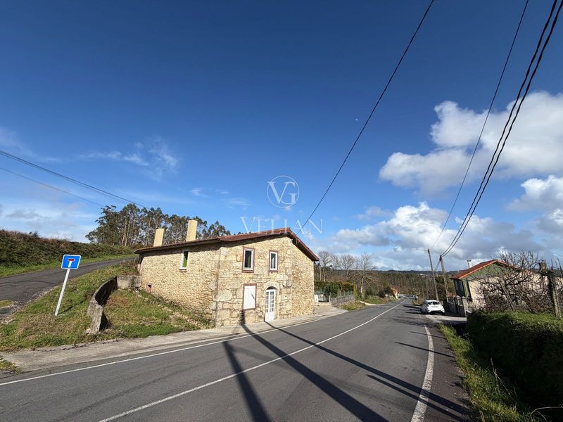 Chalet Independiente en venta Santa Comba, A Coruña. Ref: 2784. Velian Group