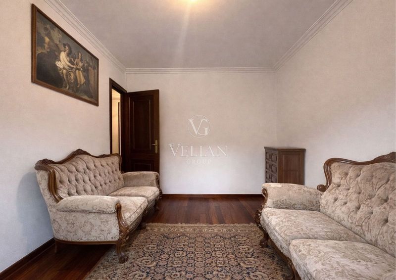 Piso en venta Santiago De Compostela, A Coruña. Ref: 2787. Velian Group