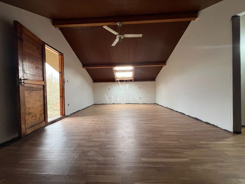 Chalet Independiente en venta Ponteareas, Pontevedra. Ref: 2789. Velian Group