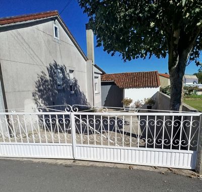 Chalet Independiente en venta Boimorto, A Coruña. Ref: 2793. Velian Group