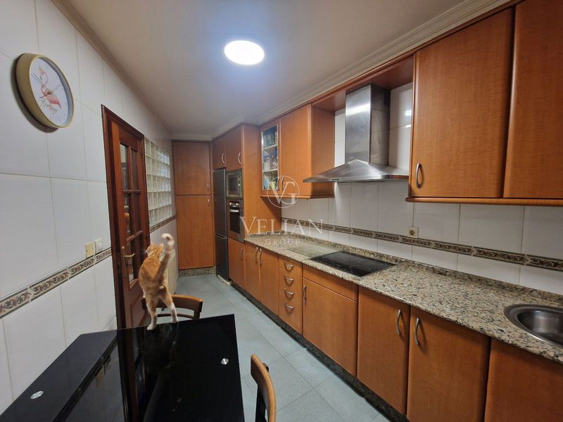 Piso en venta Arteixo, A Coruña. Ref: 2827. Velian Group