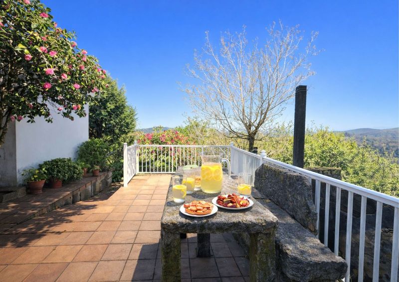 Chalet Independiente en venta Ponte Caldelas, Pontevedra. Ref: 2916. Velian Group