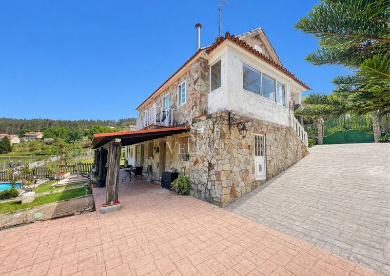 Chalet Independiente en venta Pontevedra. Ref: 2918. Velian Group