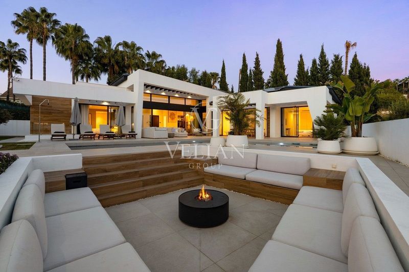 Chalet Independiente en venta Marbella, Málaga. Ref: 2948. Velian Group