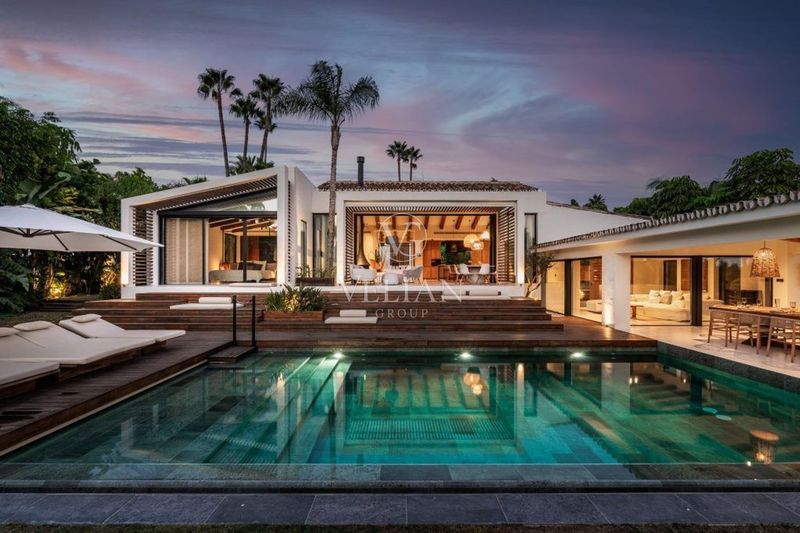 Chalet Independiente en venta Marbella, Málaga. Ref: 2959. Velian Group