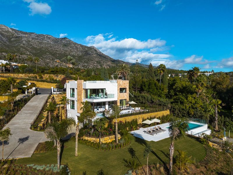 Chalet Independiente en venta Marbella, Málaga. Ref: 3054. Velian Group