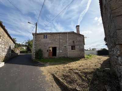 Chalet Independiente en venta Lalín, Pontevedra. Ref: 3102. Velian Group