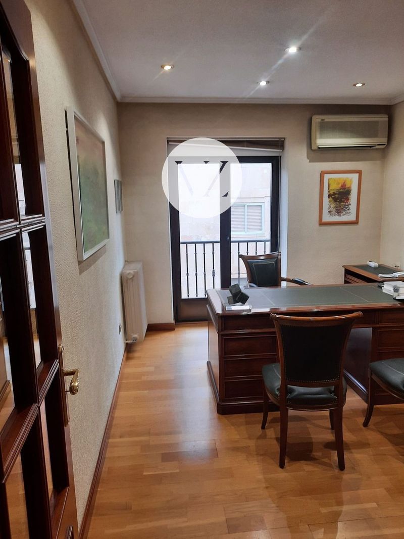 Oficina en alquiler Salamanca. Ref: 1174. Veloz Asesores