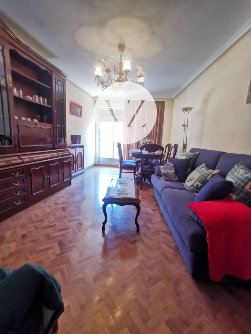 Piso en alquiler Salamanca. Ref: 1351. Veloz Asesores