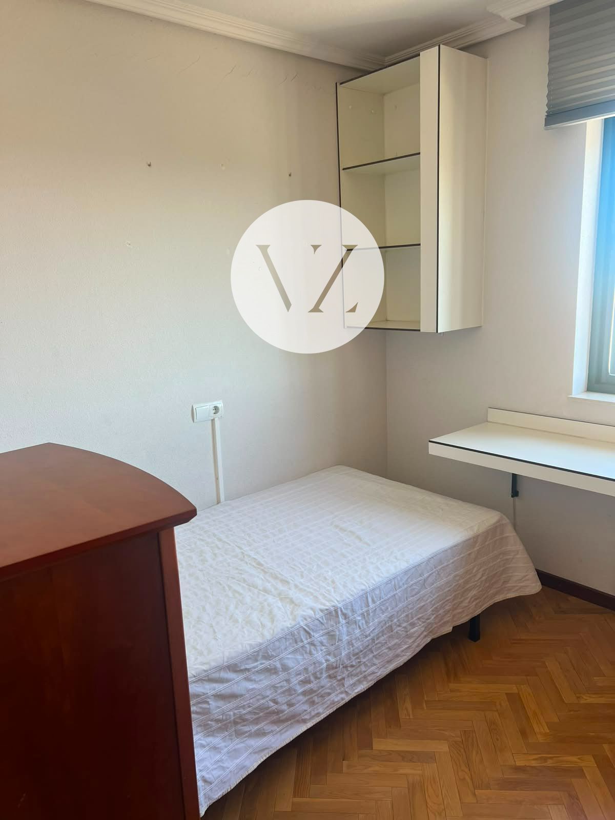 DORMITORIO - ¡PISO EN VENTA CON GARAJE INCLUIDO Y EXCELENTE UBICACIÓN EN SALAMANCA!