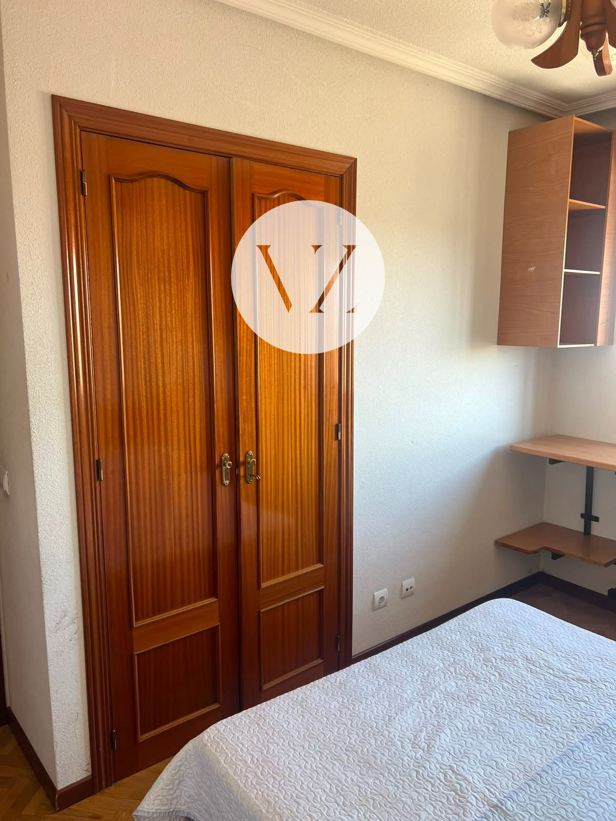 DORMITORIO - ¡PISO EN VENTA CON GARAJE INCLUIDO Y EXCELENTE UBICACIÓN EN SALAMANCA!