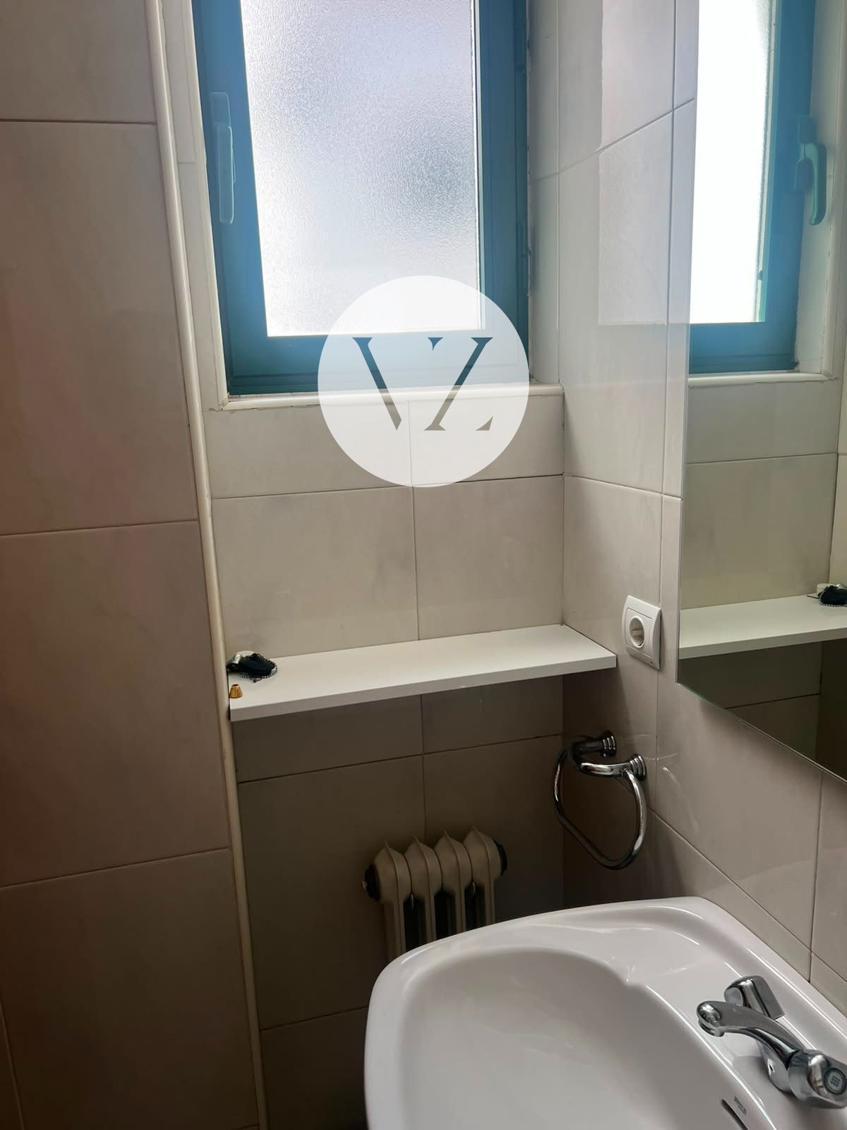BAÑO - ¡PISO EN VENTA CON GARAJE INCLUIDO Y EXCELENTE UBICACIÓN EN SALAMANCA!