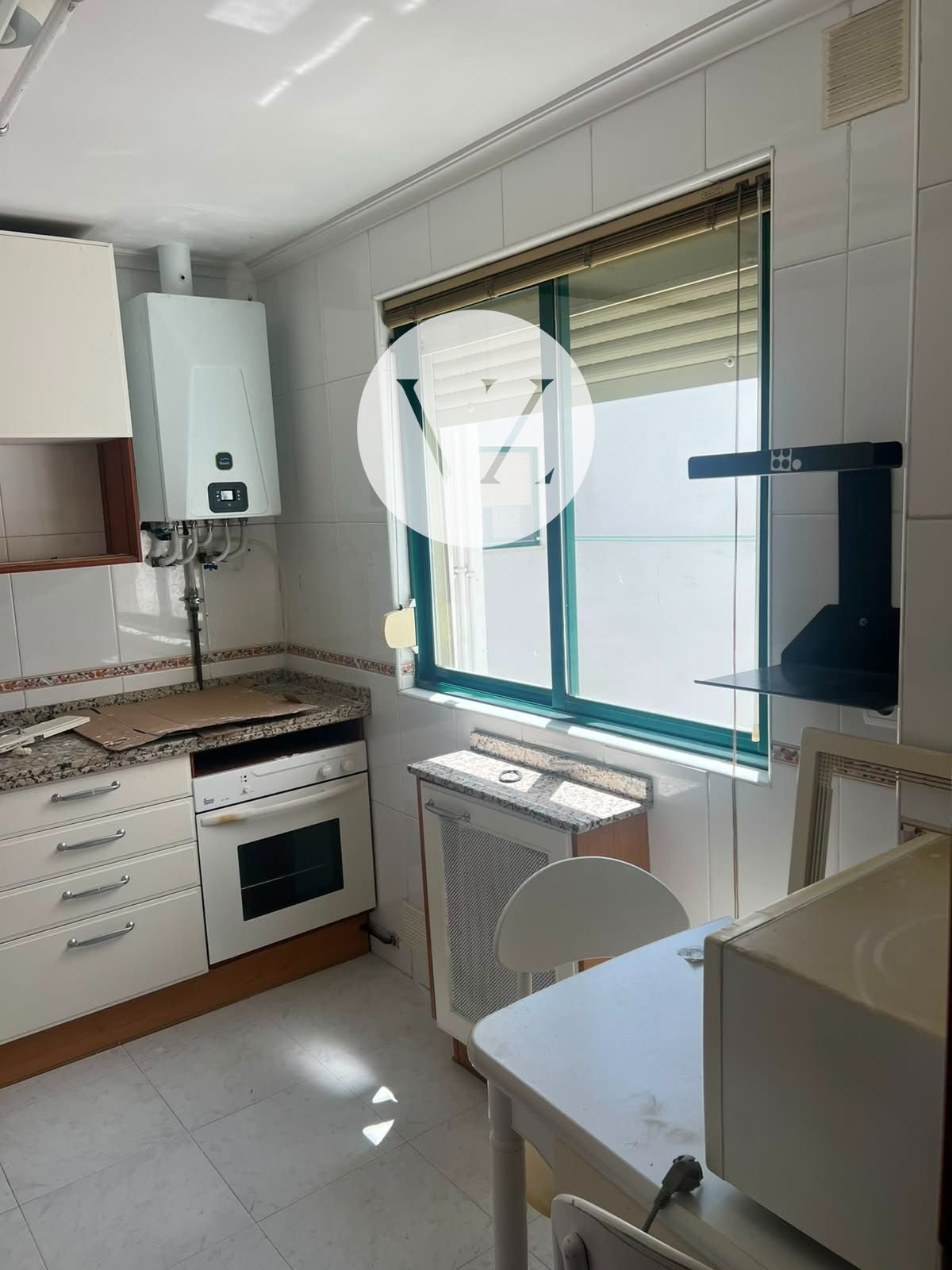 COCINA - ¡PISO EN VENTA CON GARAJE INCLUIDO Y EXCELENTE UBICACIÓN EN SALAMANCA!