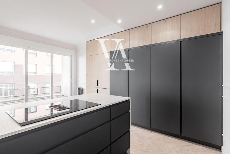 Flat for sale Madrid. Ref: 1111. Vendre&Archeter Inmobiliaria