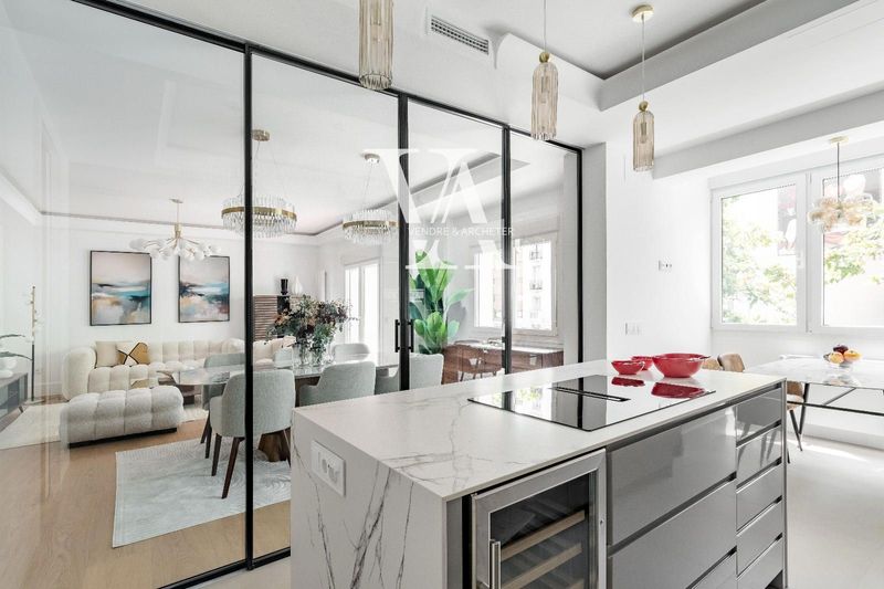 Flat for sale Madrid. Ref: 1267. Vendre&Archeter Inmobiliaria