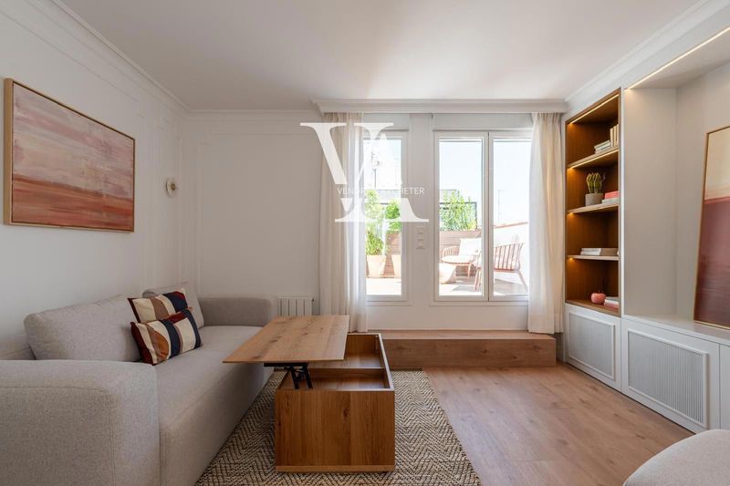 Attique en vente Madrid. Ref: 1401. Vendre&Archeter Inmobiliaria