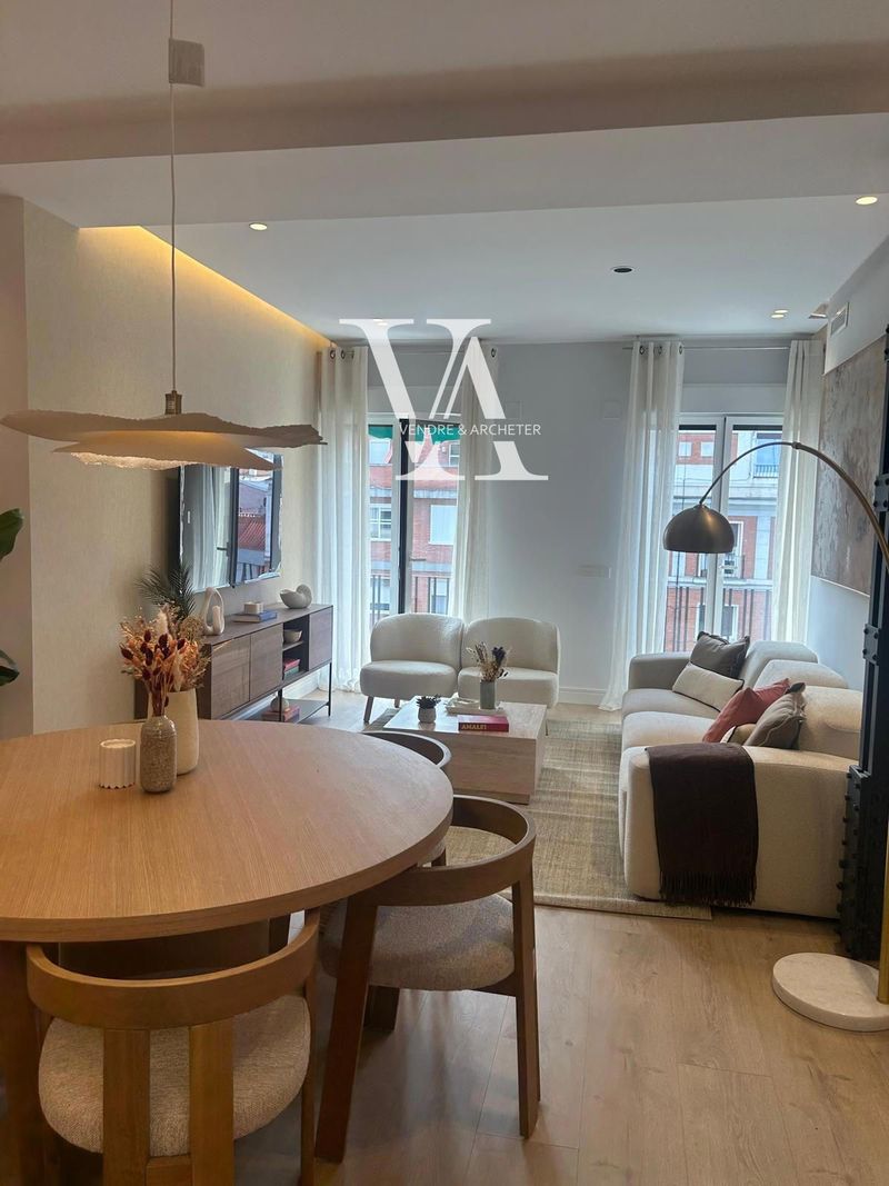 Attique en vente Madrid. Ref: 1422. Vendre&Archeter Inmobiliaria