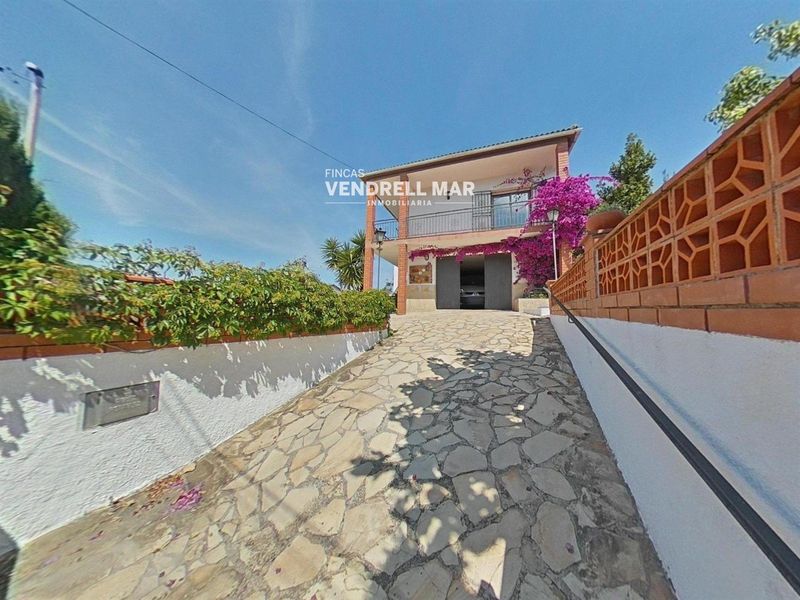 Chalet Independiente en venta Masllorenç, Tarragona. Ref: 1499. Fincas Vendrell Mar