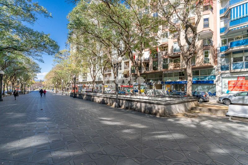 Office for trade sale Tarragona. Ref: 1166. VeoVeo