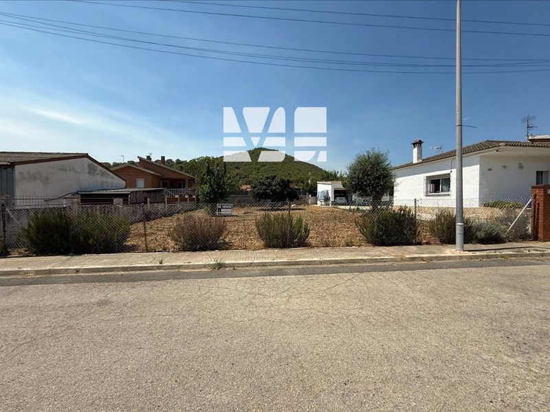 Parcela en venta Albinyana, Tarragona. Ref: 1236. Verónica Lopera