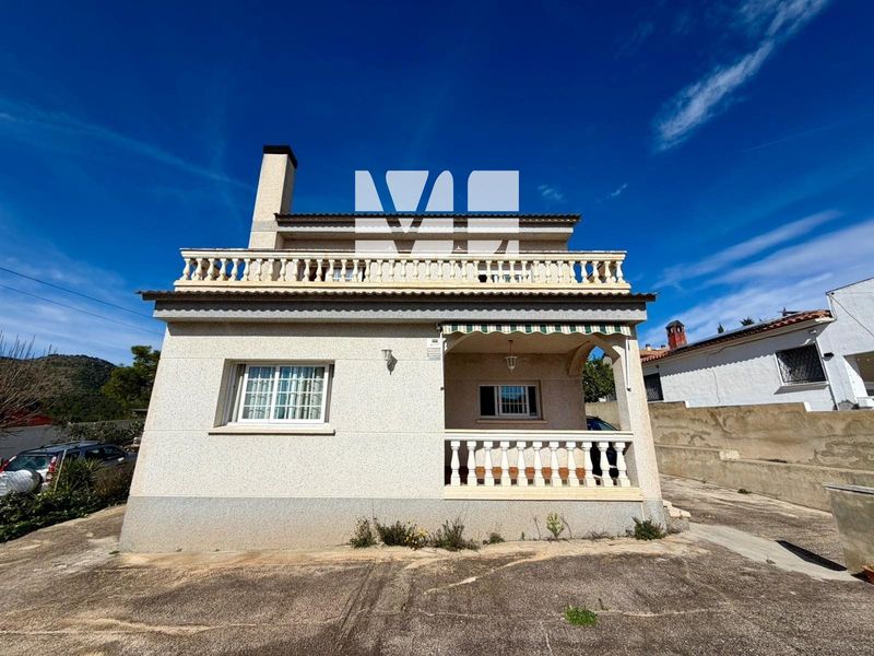 Chalet Independiente en venta El Vendrell, Tarragona. Ref: 1491. Verónica Lopera