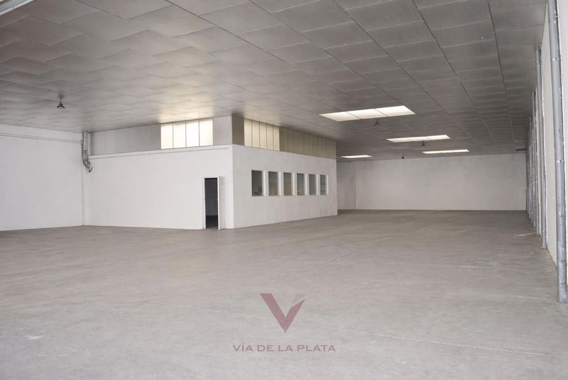 Nave Industrial en venta Villares De La Reina, Salamanca. Ref: 1235. Vía de la Plata Inmobiliaria