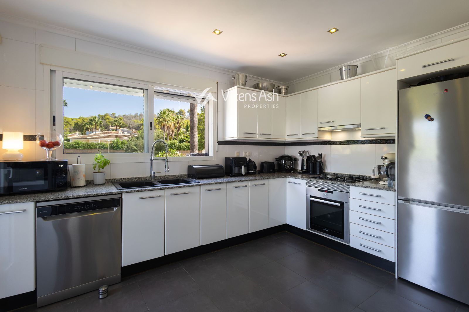 Impresionante villa a la venta cerca de la playa en Javea - Foto 12