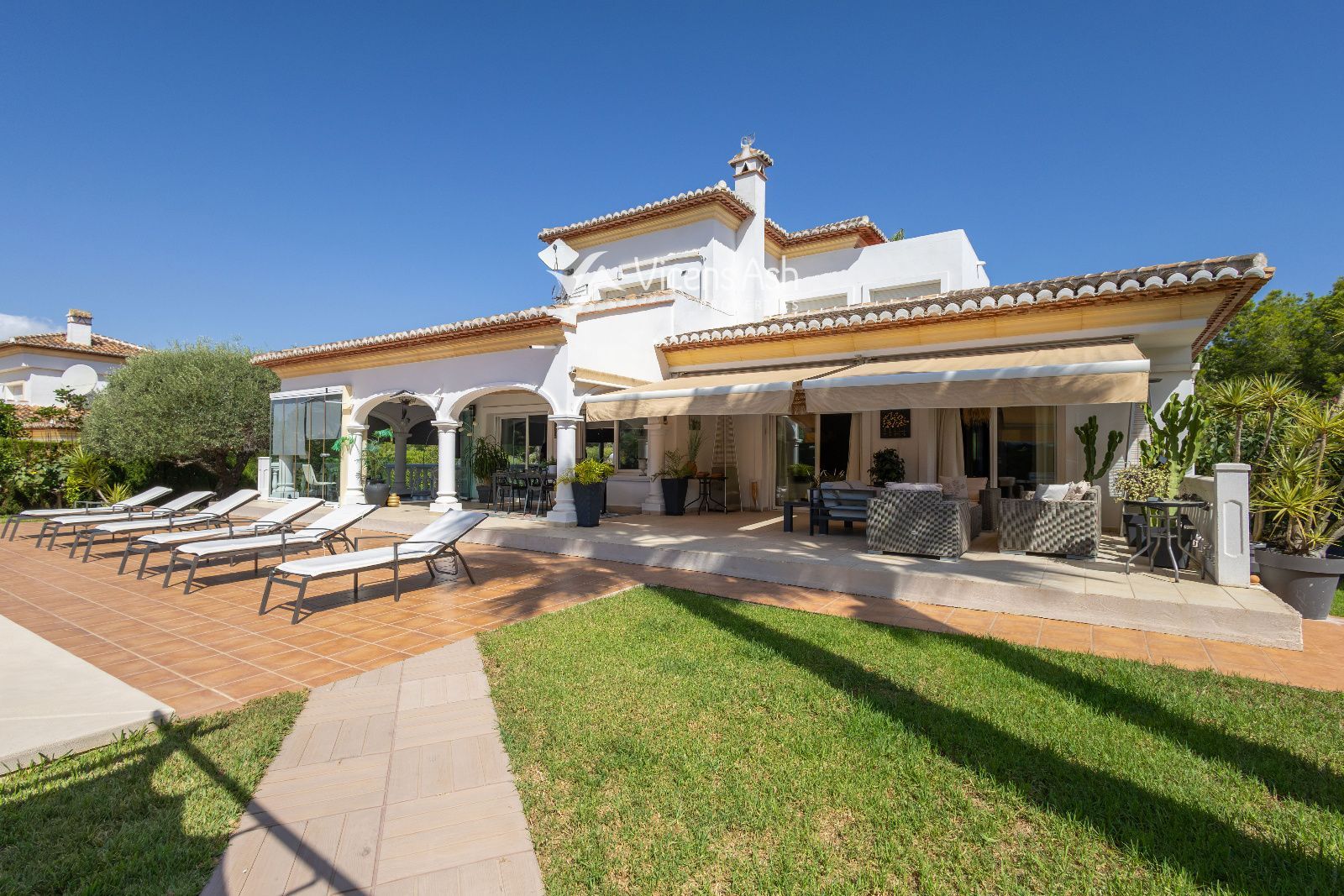 Impresionante villa a la venta cerca de la playa en Javea - Foto 46