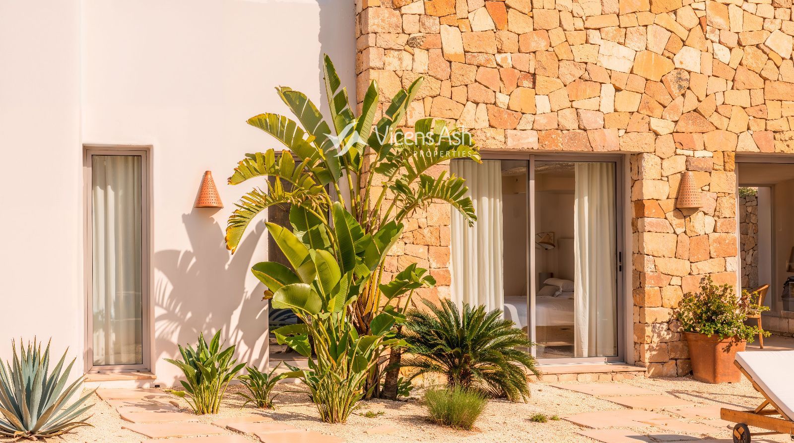 Exclusiva Villa Ibicenca a la venta en el Montgó, Jávea - Foto 21