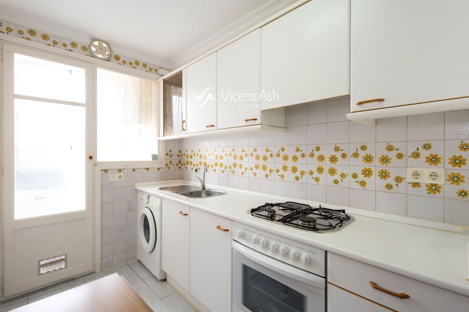 Apartamento en Venta en Jávea: 3 Dormitorios a un Paso de la Playa del Arenal - Foto 12