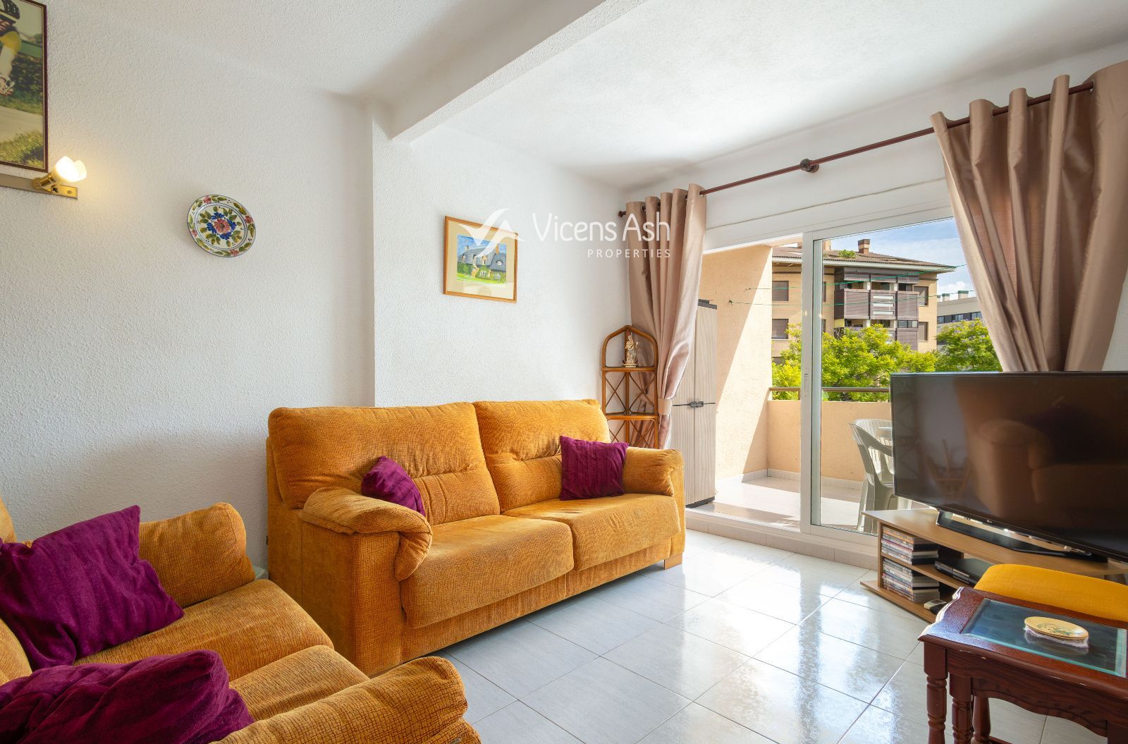 Apartamento en Venta en Jávea: 3 Dormitorios a un Paso de la Playa del Arenal - Foto 2