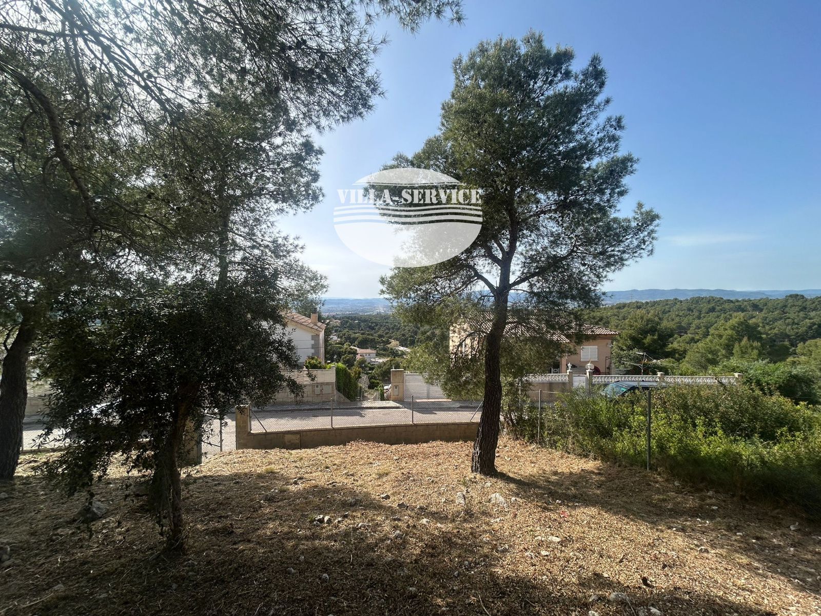 image 🏡 ¡OPORTUNIDAD ÚNICA! TERRENO URBANO EN CASTELLET Y LA GORNAL 🏡 1