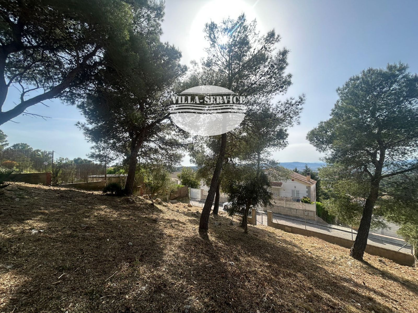 image 🏡 ¡OPORTUNIDAD ÚNICA! TERRENO URBANO EN CASTELLET Y LA GORNAL 🏡 9